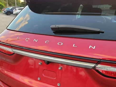 Used 2022 Lincoln Corsair FWD w/ Equipment Group 101A image 5