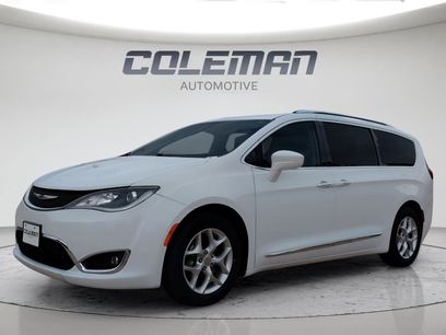 Used 2019 Chrysler Pacifica Touring-L Plus w/ Tire & Wheel Group