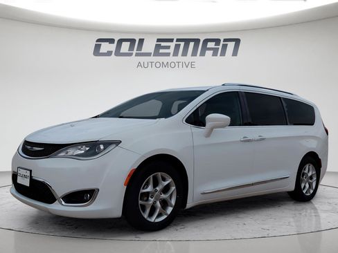 Used 2019 Chrysler Pacifica Touring-L Plus w/ Tire & Wheel Group FWD image 1