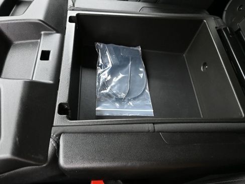 Certified 2024 GMC Sierra 1500 SLT image 21