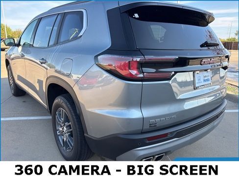 Used 2025 GMC Acadia Elevation image 4