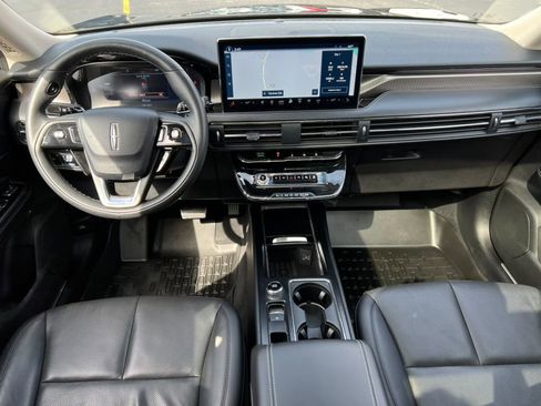 Used 2023 Lincoln Corsair Reserve w/ Equipment Group 201A AWD/4WD image 3