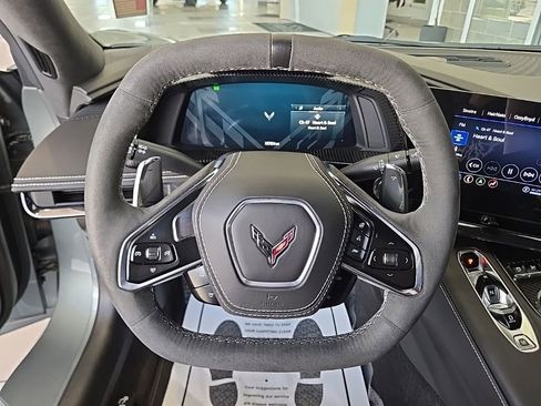 Used 2023 Chevrolet Corvette Stingray Premium Cpe w/ Stealth Interior Trim Package RWD image 28