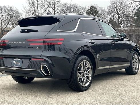 Used 2025 Genesis GV70 2.5T image 13