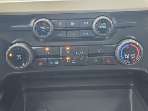 Used 2024 Ford F350 XLT w/ XLT Premium Package image 28