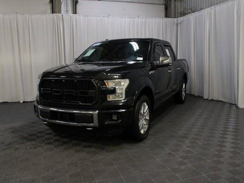 Used 2015 Ford F150 Platinum w/ Equipment Group 701A Luxury image 30