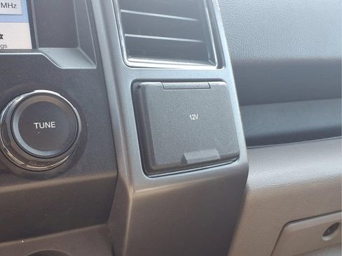 Used 2019 Ford F150 XLT AWD/4WD image 9