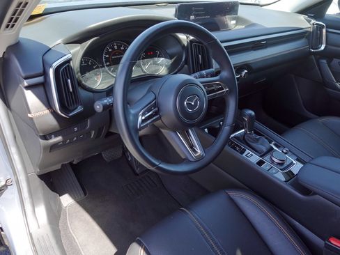 Used 2025 MAZDA CX-50 AWD 2.5 S w/ Premium Plus Pkg image 11