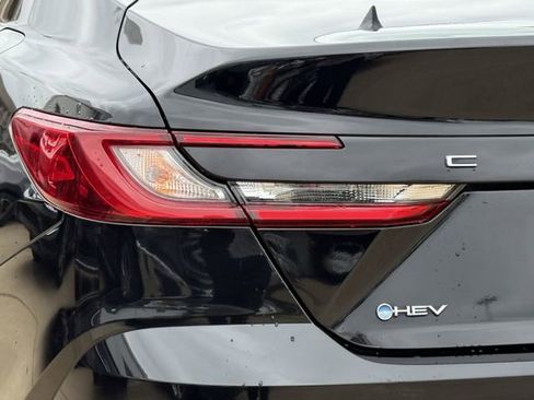 Used 2025 Toyota Camry LE image 6
