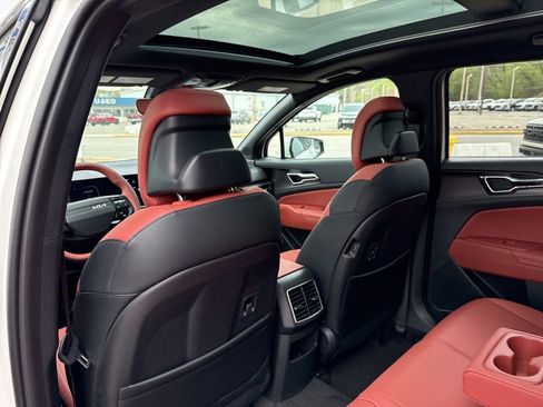 New 2026 Kia Sportage SX Prestige AWD/4WD image 24