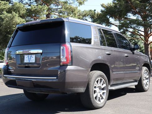 Used 2018 GMC Yukon Denali image 5