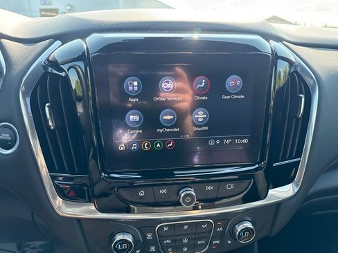 Used 2023 Chevrolet Traverse RS AWD/4WD image 36