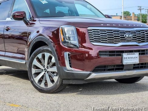 Used 2021 Kia Telluride EX w/ EX Premium Package FWD image 2