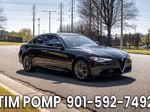 Used 2020 Alfa Romeo Giulia Sprint w/ Cold Weather Package AWD/4WD image 4