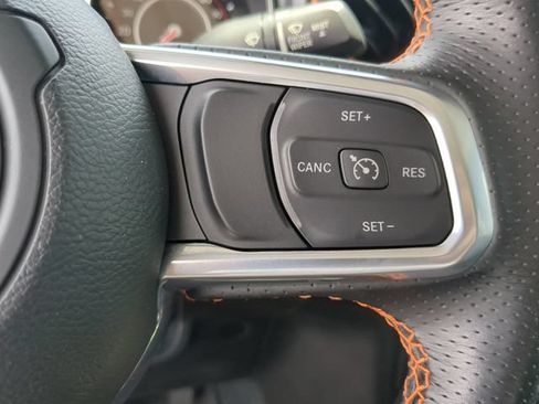 Used 2022 Jeep Gladiator Mojave w/ LED Lighting Group AWD/4WD image 32