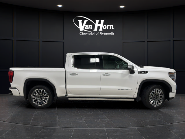 Used 2024 GMC Sierra 1500 Denali Ultimate AWD/4WD image 8