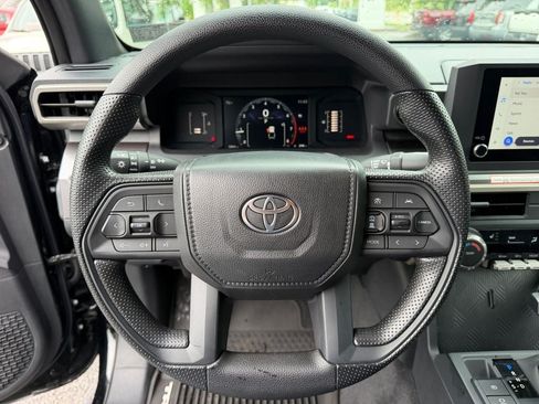 Certified 2026 Toyota Tacoma SR5 AWD/4WD image 14