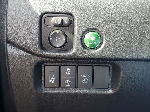 Certified 2025 Honda Ridgeline RTL image 17