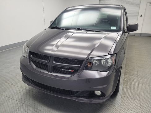 Used 2016 Dodge Grand Caravan SXT image 15