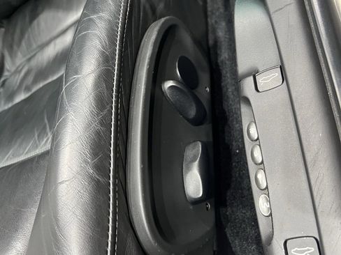 Used 2003 Porsche 911 Carrera 4 image 44