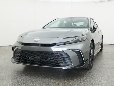New 2026 Toyota Camry SE FWD image 19