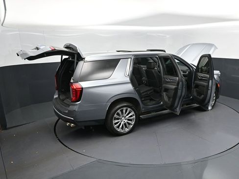 Used 2022 GMC Yukon Denali w/ Denali Premium Package image 51