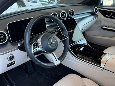 Used 2025 Mercedes-Benz C 300 Sedan image 2