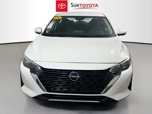 Used 2024 Nissan Sentra SV FWD image 10