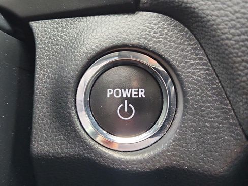 Used 2024 Toyota RAV4 SE w/ Convenience Package AWD/4WD image 14