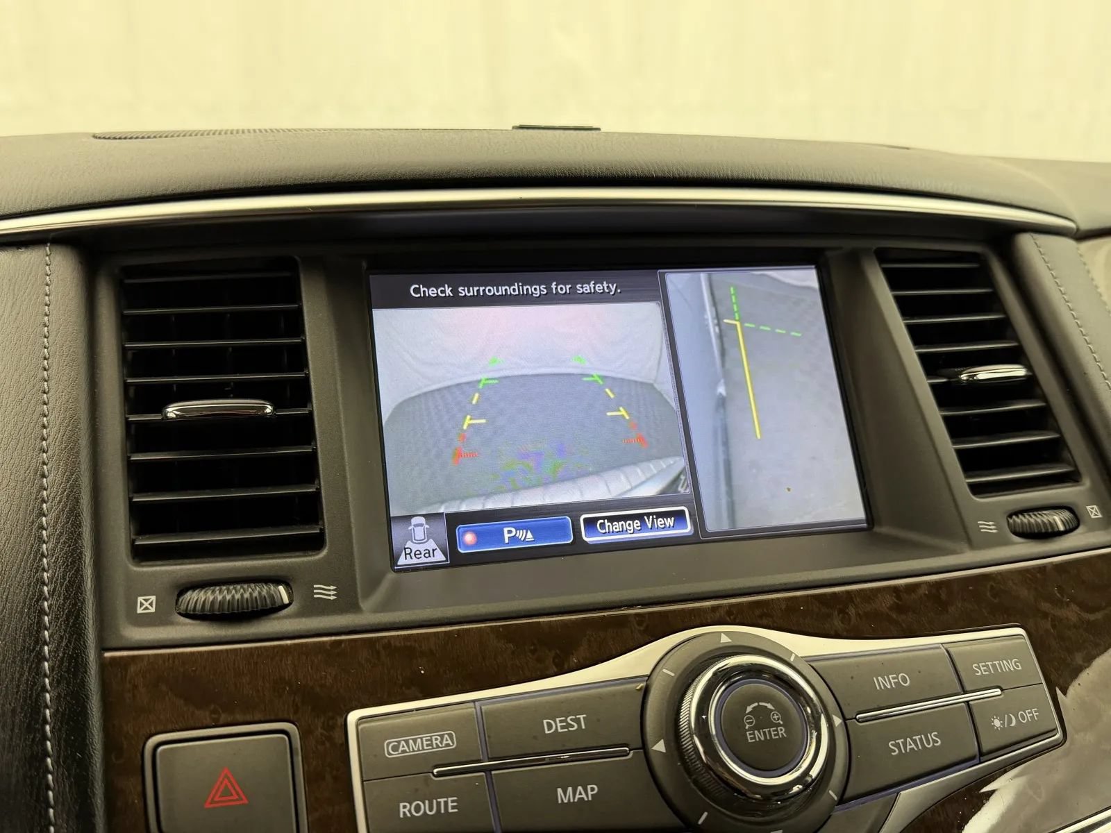 Used 2016 INFINITI QX80 2WD image 18