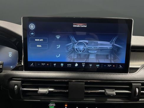 Used 2023 Lincoln Corsair AWD w/ Equipment Group 101A image 20