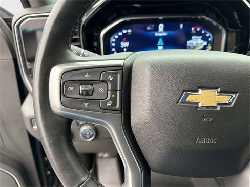 Used 2024 Chevrolet Silverado 2500 LTZ image 32