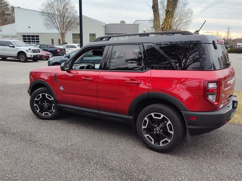 Used 2023 Ford Bronco Sport Outer Banks w/ Tech Package image 5