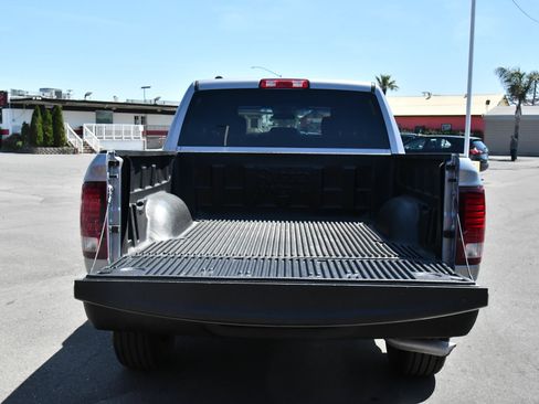 Used 2023 RAM 1500 Warlock AWD/4WD image 39