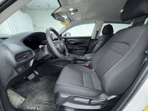 Certified 2026 Honda HR-V LX image 12