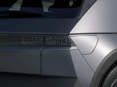 New 2026 Hyundai Ioniq 5 SEL RWD image 10
