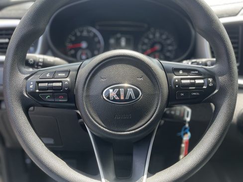Used 2017 Kia Sorento L FWD image 24