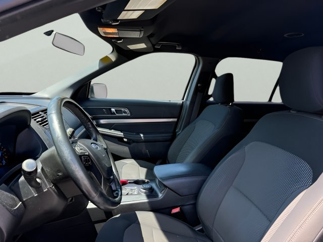 Used 2019 Ford Explorer XLT AWD/4WD image 16