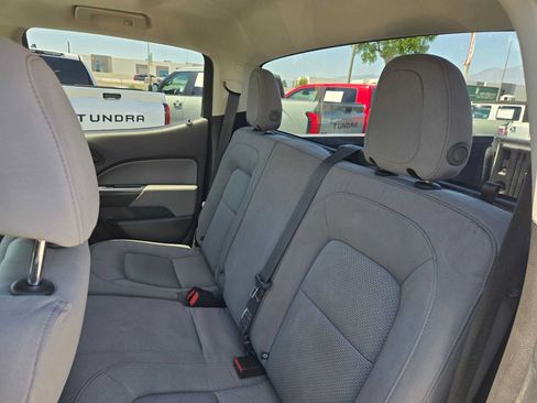 Used 2020 Chevrolet Colorado W/T w/ Custom Special Edition AWD/4WD image 17