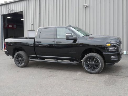 Used 2025 RAM 2500 Big Horn image 7