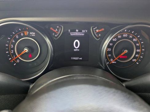 Used 2022 Jeep Wrangler Unlimited Sport AWD/4WD image 11