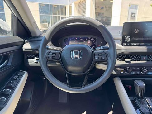 Used 2024 Honda Accord EX image 23