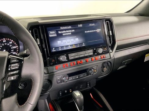 Certified 2025 Nissan Frontier Pro-X w/ Pro Premium Package image 9