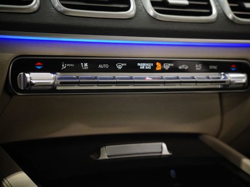 New 2026 Mercedes-Benz GLS 450 4MATIC image 29