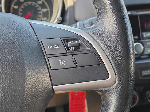 Used 2014 Mitsubishi Outlander Sport ES FWD image 20