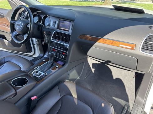 Used 2015 Audi Q7 3.0T Premium Plus w/ Premium Plus Package image 38