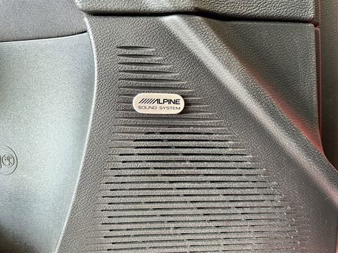 Used 2020 Dodge Challenger R/T w/ Shaker Package image 19