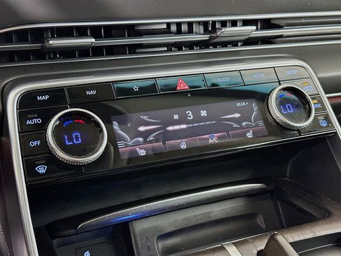 Used 2024 Genesis GV80 2.5T image 24