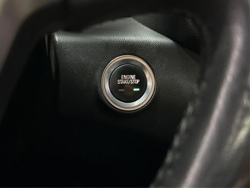 Used 2022 GMC Terrain SLT image 23