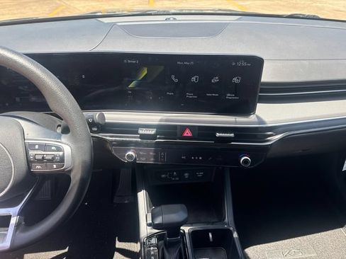 Used 2025 Kia K5 LXS FWD image 12